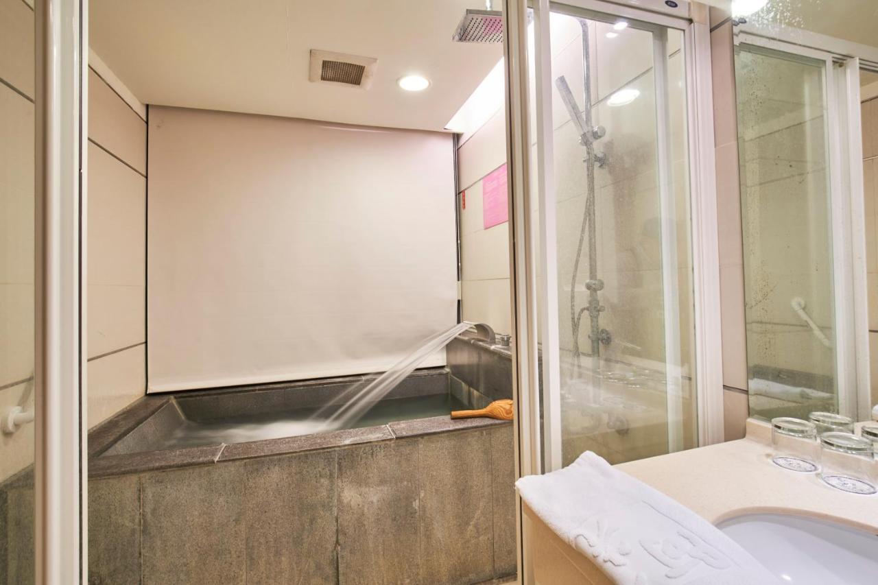 ג'יאושי A-San Hot-Spring Hotel מראה חיצוני תמונה
